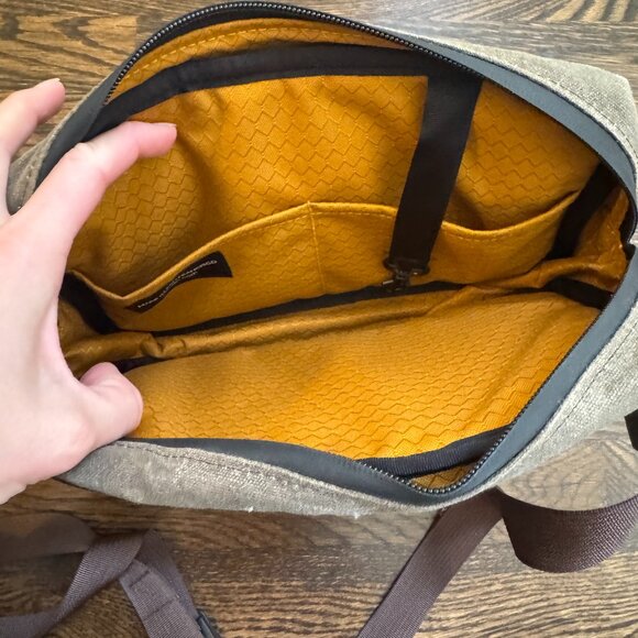 WaterField Sutter Sling Pouch for Nintendo Switch - Picture 8 of 12